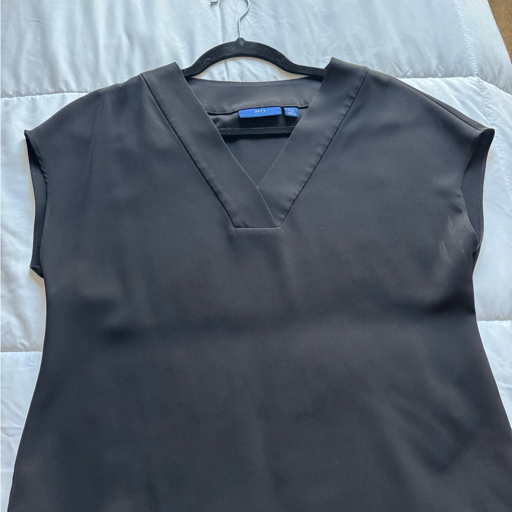 Elegant Black V-Neck Top